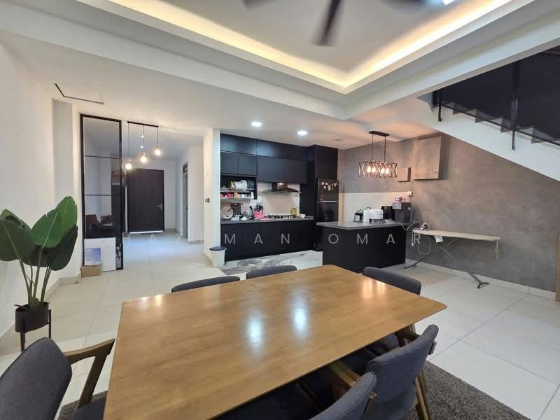 2-storey Terraced House for Sale in Denai Alam (Shah Alam) - Hazeman Omar - Kitchen - PropertyGuru.com.my