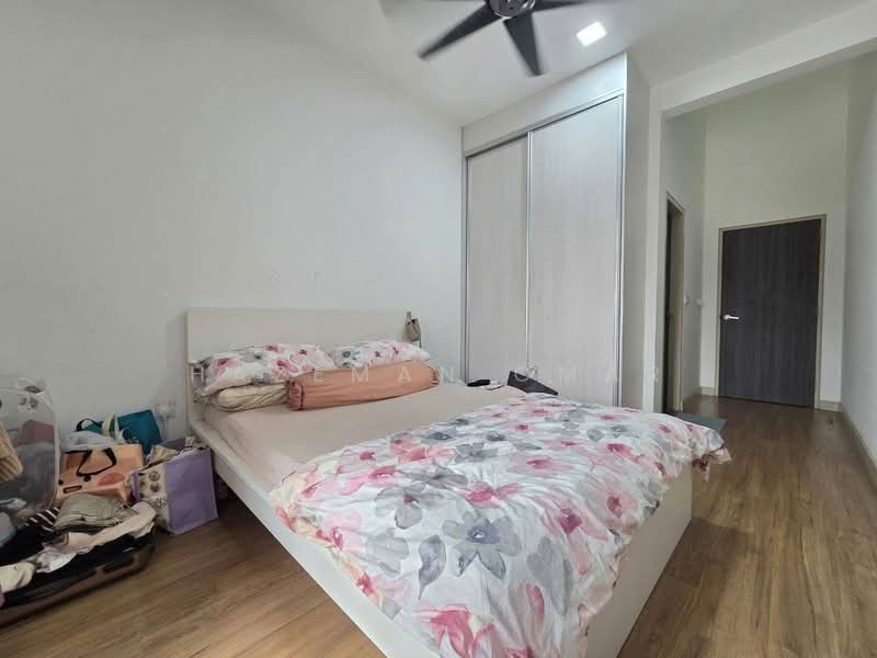 2-storey Terraced House for Sale in Denai Alam (Shah Alam) - Hazeman Omar - Bedroom - PropertyGuru.com.my