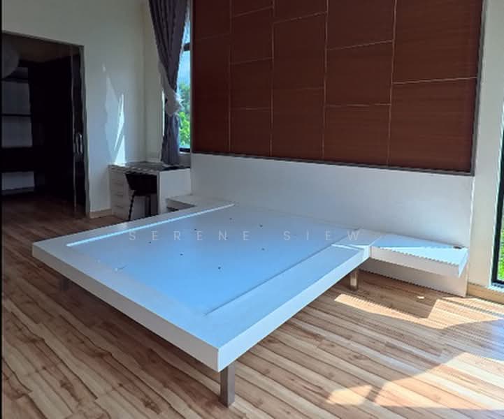 Rumah Berkembar untuk Dijual di Taman Bukit Serdang (Seri Kembangan) - Serene Siew - Bedroom - PropertyGuru.com.my