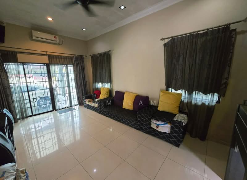 Rumah Berkembar untuk Dijual di Pengkalan Pegoh (Ipoh) - Sam Lam - Living Room - PropertyGuru.com.my