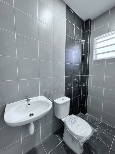2-storey Terraced House for Sale in Chemor (Perak) - Rina Omar - Bathroom - PropertyGuru.com.my