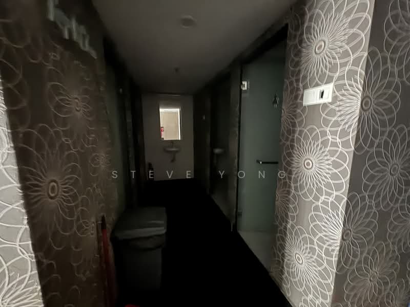 Hotel / Resort for Rent in Brickfields (Kuala Lumpur) - Steve Yong - Corridor - PropertyGuru.com.my