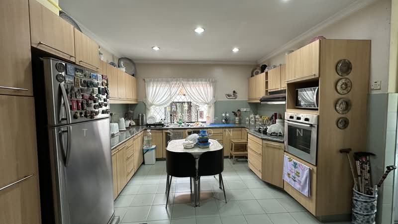 Semi-Detached House for Sale in Taman Lucky (Bangsar) - Tian Soon Tan - Kitchen - PropertyGuru.com.my