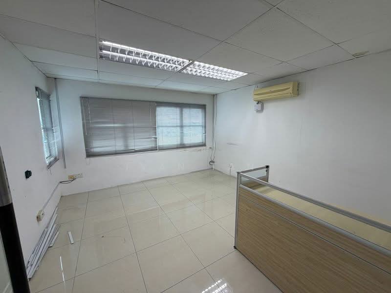 Office for Rent in Dataran Prima (Petaling Jaya) - Ivan Tan - Interior - PropertyGuru.com.my