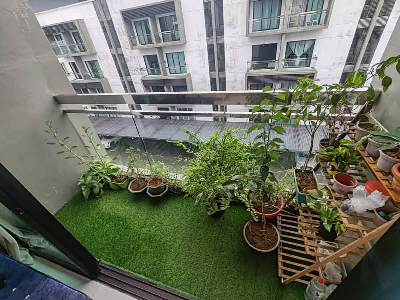 Apartment for Sale at Residensi Bintawa Riverfront (PR1MA @ Bintawa Riverfront) - Jeno Tan - Balcony - PropertyGuru.com.my