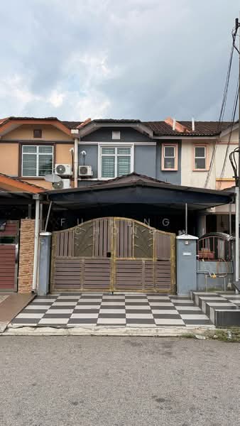 2-storey Terraced House for Sale in Taman Bestari Indah (Ulu Tiram) - Fu Heng Chong - Exterior - PropertyGuru.com.my