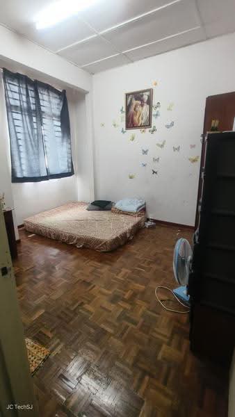 Rumah Teres 2-Tingkat untuk Dijual di Lestari Putra (Seri Kembangan) - Jessie Lim - PropertyGuru.com.my