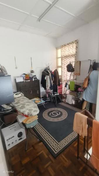 Rumah Teres 2-Tingkat untuk Dijual di Lestari Putra (Seri Kembangan) - Jessie Lim - PropertyGuru.com.my