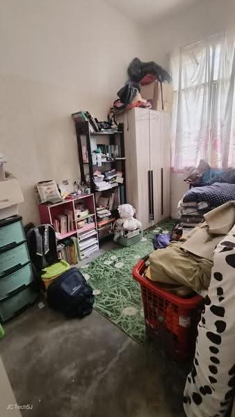 Rumah Teres 2-Tingkat untuk Dijual di Lestari Putra (Seri Kembangan) - Jessie Lim - PropertyGuru.com.my