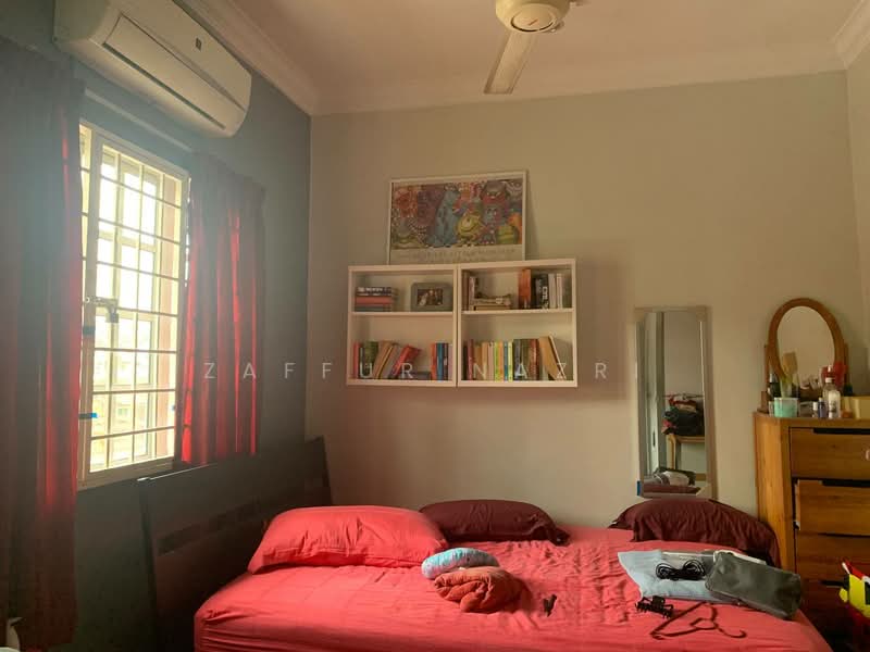 Rumah Teres 2 Tingkat untuk Dijual di Saujana Impian (Kajang) - Zaffur Nazri - Bedroom - PropertyGuru.com.my