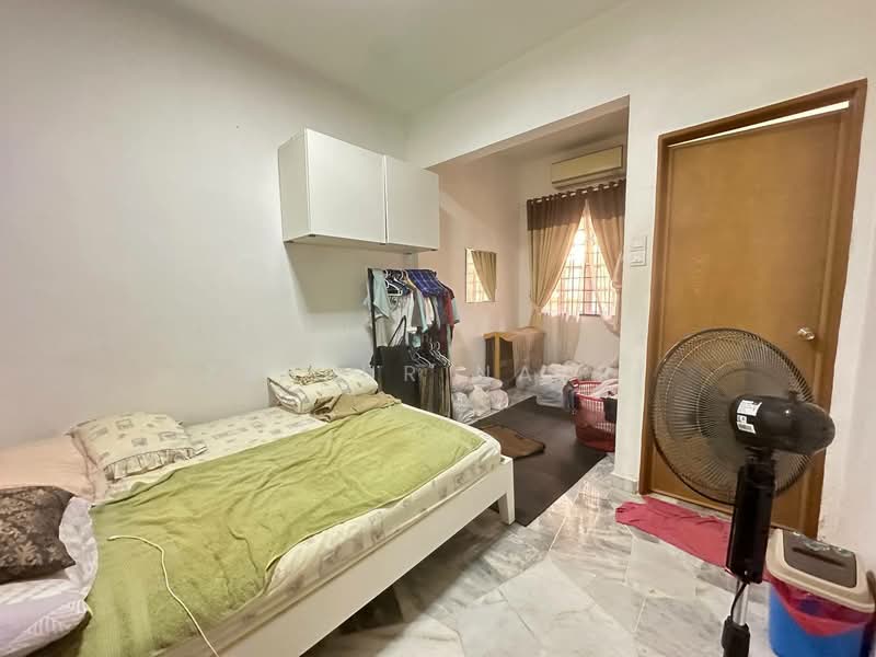 Rumah Teres 2 Tingkat untuk Dijual di Saujana Impian (Kajang) - Zaffur Nazri - Bedroom - PropertyGuru.com.my