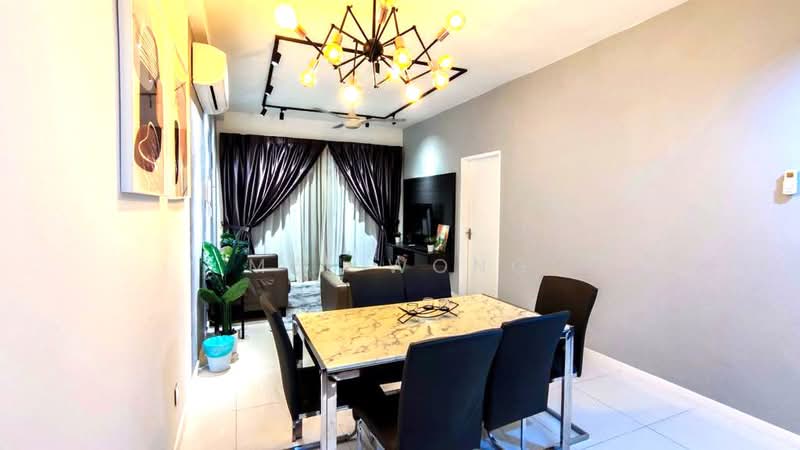 Kondominium untuk Dijual di Boulevard Residence - Mel Wong - Living Room - PropertyGuru.com.my