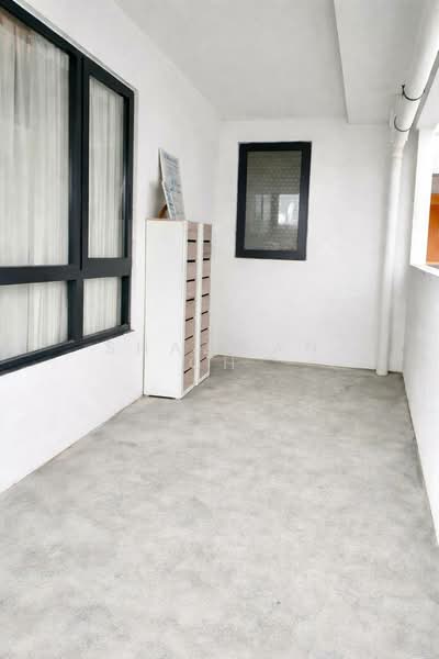 Kondominium untuk Dijual di Hillpark Residence - Shazwan CH - Balcony - PropertyGuru.com.my