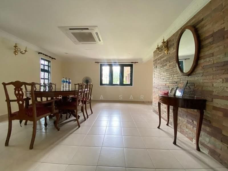 Bungalow for Sale in Kelana Jaya (Petaling Jaya) - Reena Sarif - Dining Room - PropertyGuru.com.my