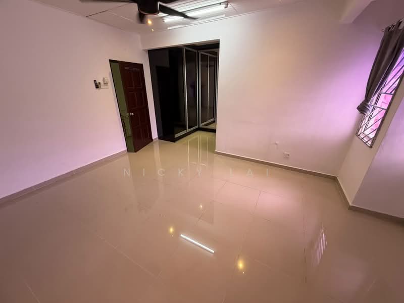 2-storey Terraced House for Sale in Bandar Country Homes (Rawang) - Nicky Lai - Interior - PropertyGuru.com.my