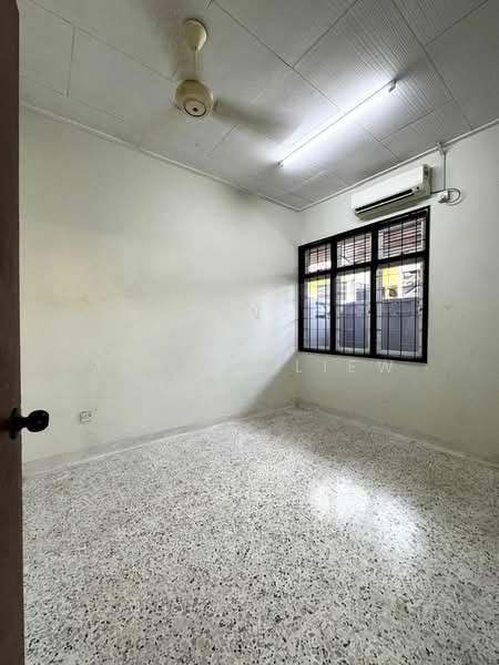 1-storey Terraced House for Sale in Tebrau (Johor) - Albert Liew - PropertyGuru.com.my