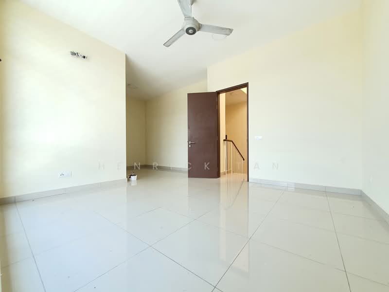 Rumah Teres 2-Tingkat untuk Disewa di Telok Panglima Garang (Selangor) - Henrick Tan - Interior - PropertyGuru.com.my