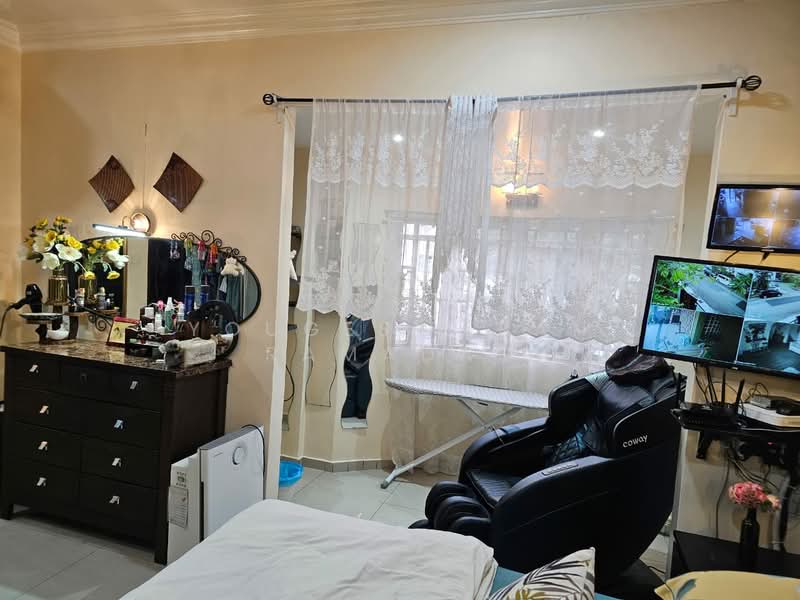2.5-storey Terraced House for Sale in Taman Persiaran Desa (Seputeh) - YOUGESWARAN RAMADAS - Interior - PropertyGuru.com.my