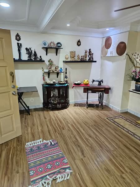 2.5-storey Terraced House for Sale in Taman Persiaran Desa (Seputeh) - YOUGESWARAN RAMADAS - Living Room - PropertyGuru.com.my