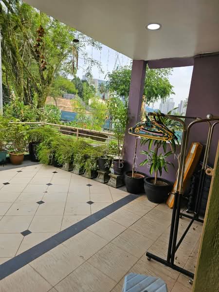 2.5-storey Terraced House for Sale in Taman Persiaran Desa (Seputeh) - YOUGESWARAN RAMADAS - Balcony - PropertyGuru.com.my