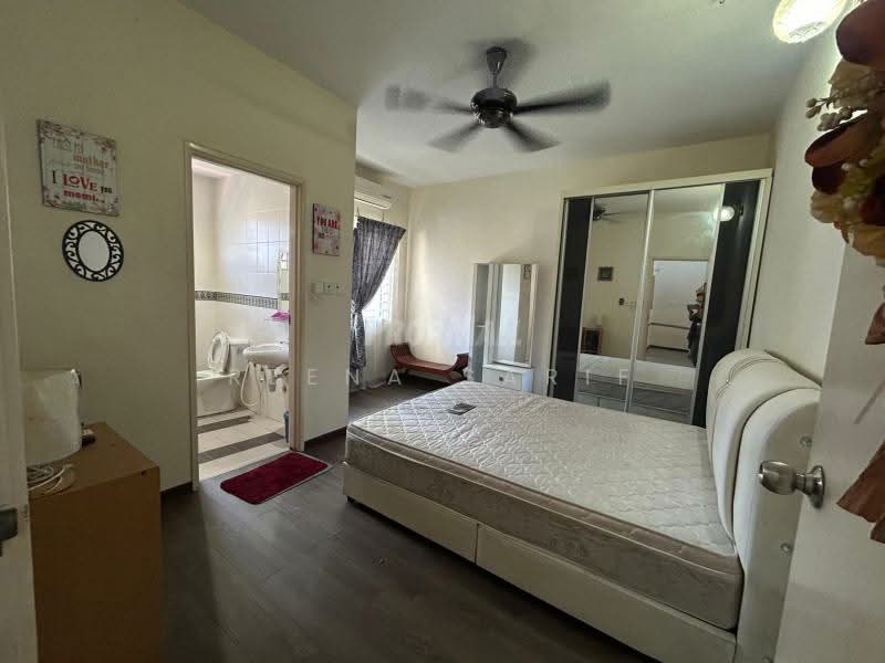 2-storey Terraced House for Sale in Sunway Kayangan (Shah Alam) - Reena Sarif - Bedroom - PropertyGuru.com.my