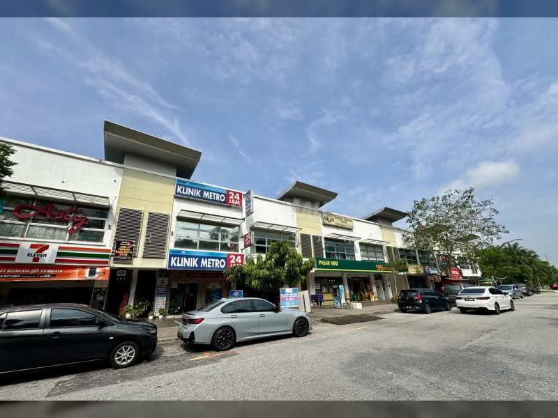 2-storey Terraced House for Sale in Sunway Kayangan (Shah Alam) - Reena Sarif - Exterior - PropertyGuru.com.my