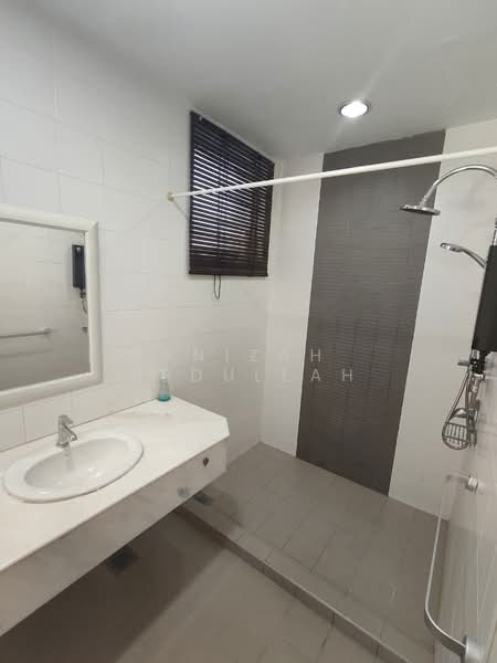 Rumah Teres 3 Tingkat untuk Dijual di Desa Parkcity (Kuala Lumpur) - Anizah Abdullah - Bathroom - PropertyGuru.com.my
