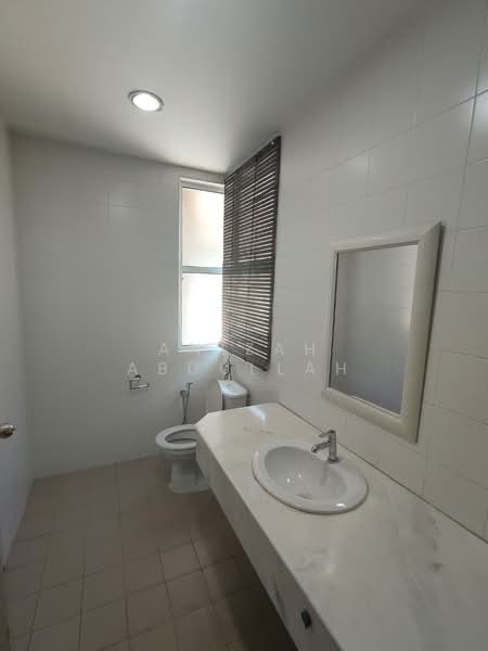Rumah Teres 3 Tingkat untuk Dijual di Desa Parkcity (Kuala Lumpur) - Anizah Abdullah - Bathroom - PropertyGuru.com.my