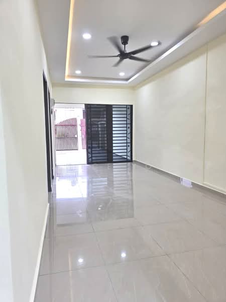1-storey Terraced House for Sale in Skudai (Johor) - Janice Yong - Entrance - PropertyGuru.com.my