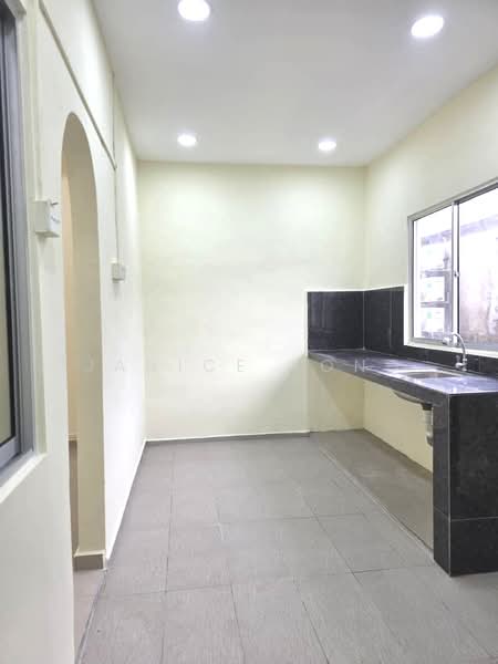 1-storey Terraced House for Sale in Skudai (Johor) - Janice Yong - Kitchen - PropertyGuru.com.my