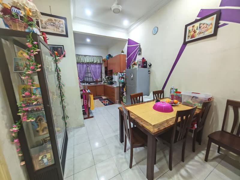 Rumah Teres 1 Tingkat untuk Dijual di Pulai (Johor) - Albert Liew - Dining Room - PropertyGuru.com.my