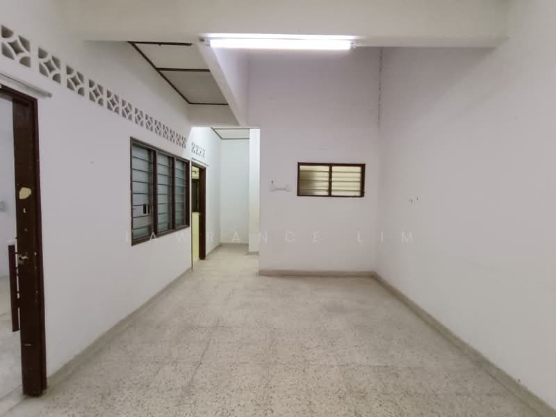 Rumah Teres 1 Tingkat untuk Dijual di Bukit Beruang (Bukit Baru) - Lawrance Lim - PropertyGuru.com.my