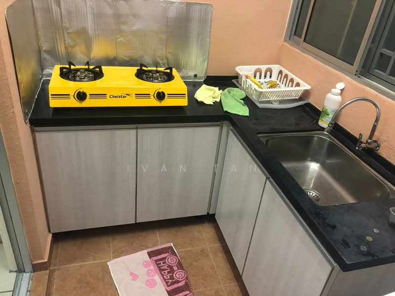 Service Residence for Sale at OUG Parklane - Ivan Tan - Kitchen - PropertyGuru.com.my