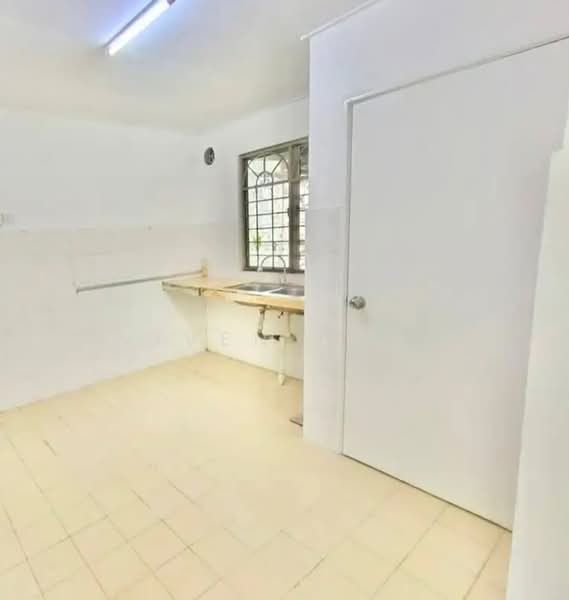 Rumah Teres 2 Tingkat untuk Disewa di Bandar Damai Perdana (Cheras) - Viven Chia - Kitchen - PropertyGuru.com.my