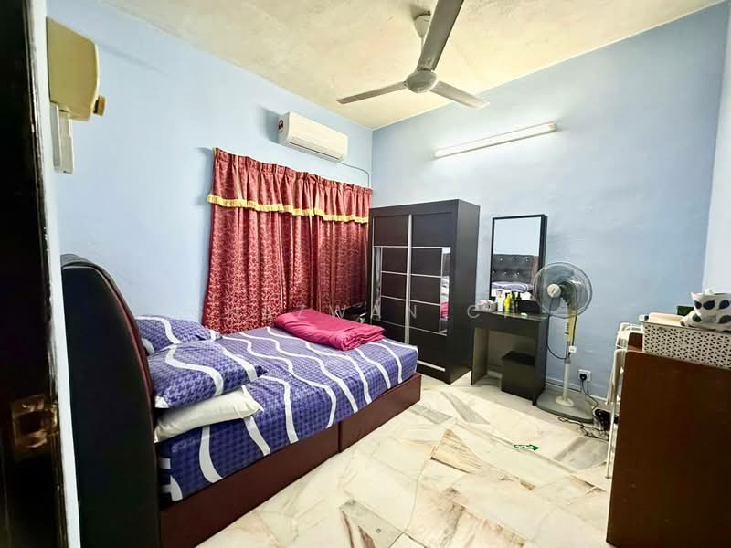 Rumah Teres 2 Tingkat untuk Dijual di Seksyen 5, Bandar Kinrara (Puchong) - Shazwan CH - Bedroom - PropertyGuru.com.my