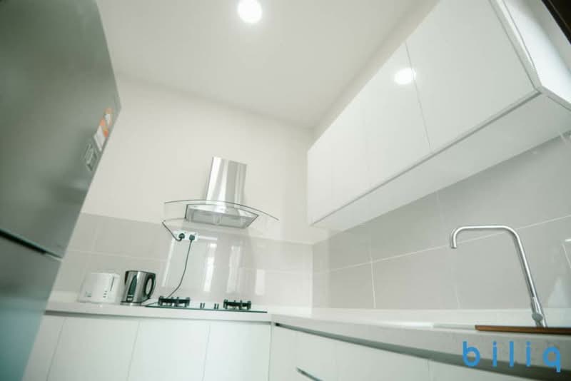 Servis Apartment untuk Dijual di J.Dupion Residence - Luff Lee - Kitchen - PropertyGuru.com.my