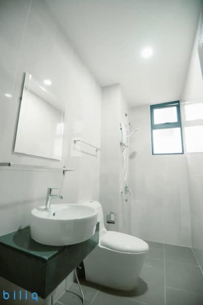 Servis Apartment untuk Dijual di J.Dupion Residence - Luff Lee - Bathroom - PropertyGuru.com.my