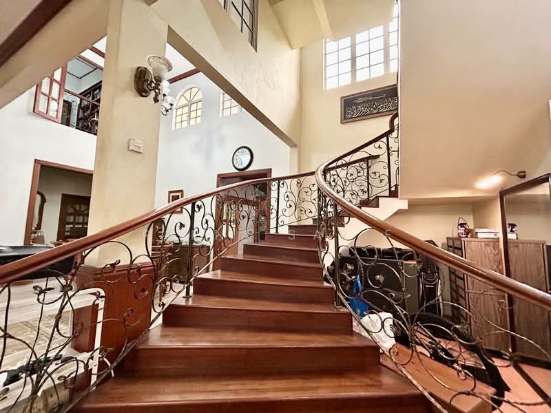 Rumah Banglo untuk Dijual di Bukit Jelutong (Shah Alam) - Reena Sarif - PropertyGuru.com.my
