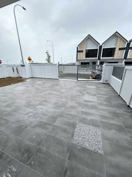 Rumah Teres untuk Dijual di Taman Desa Tebrau (Tebrau) - Ferene Fong - PropertyGuru.com.my