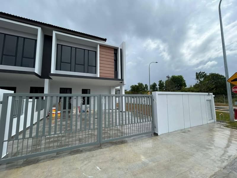 Rumah Teres untuk Dijual di Taman Desa Tebrau (Tebrau) - Ferene Fong - PropertyGuru.com.my