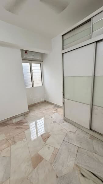 Condominium for Sale at La Villas Condominium - Esther Cheah - Bedroom - PropertyGuru.com.my
