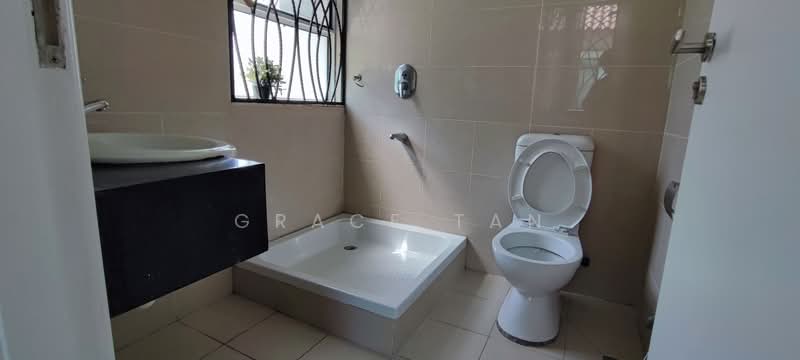 Bungalow for Sale in Mutiara Damansara (Selangor) - Grace Tan - Bathroom - PropertyGuru.com.my