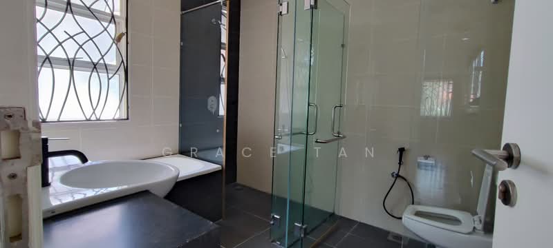 Bungalow for Sale in Mutiara Damansara (Selangor) - Grace Tan - Bathroom - PropertyGuru.com.my