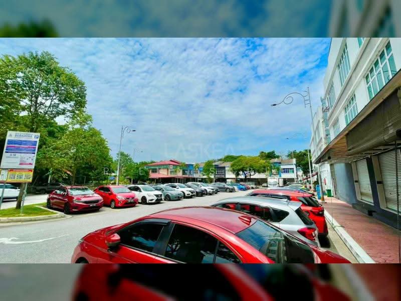Shop for Sale in Ara Damansara (Selangor) - Reena Sarif - Exterior - PropertyGuru.com.my