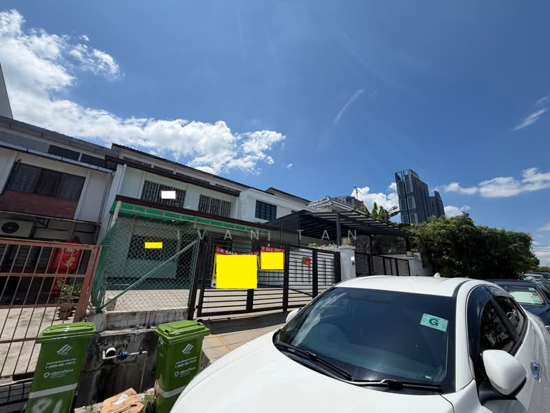 2.5-storey Terraced House for Sale in Bandar Baru Sri Petaling (Sri Petaling) - Ivan Tan - Exterior - PropertyGuru.com.my