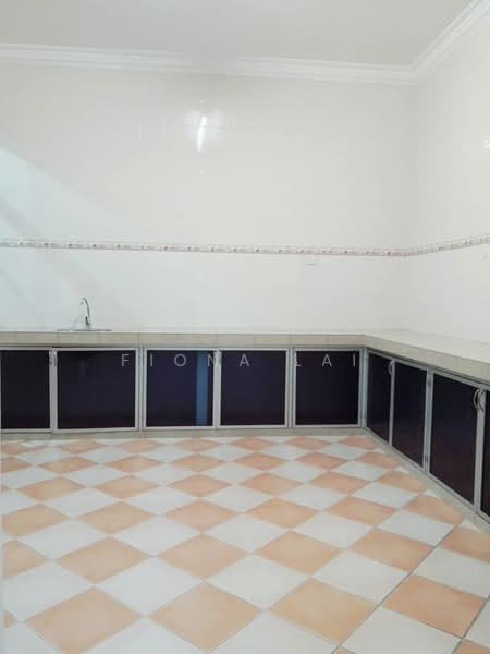 2-storey Terraced House for Sale in Taman Desa Tebrau (Tebrau) - Fiona Lai - Kitchen - PropertyGuru.com.my
