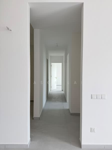 Kondominium untuk Dijual di D'Terra Residences - Jason Lai - Corridor - PropertyGuru.com.my