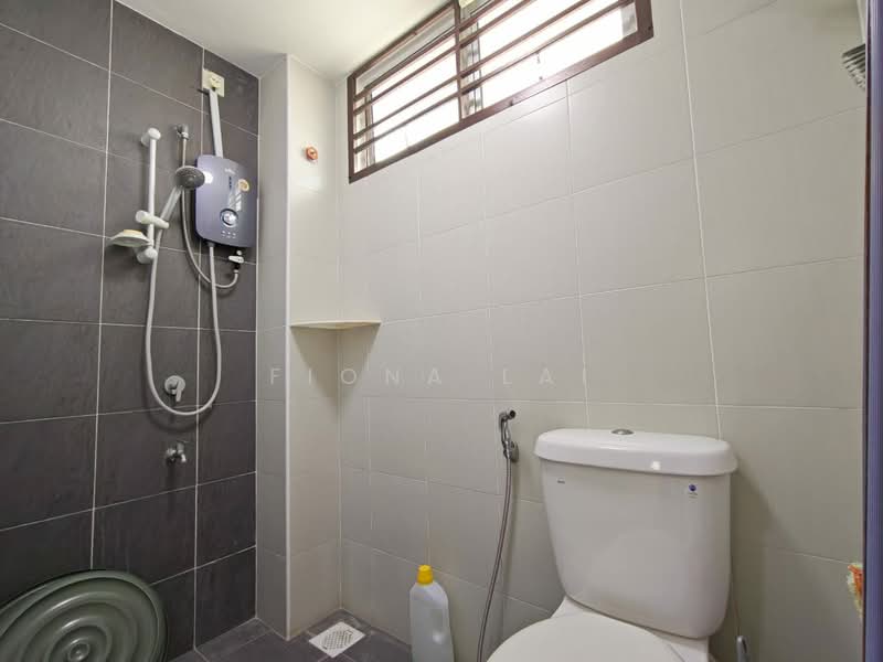 2-storey Terraced House for Sale in Taman JP Perdana (Johor Bahru) - Fiona Lai - Bathroom - PropertyGuru.com.my