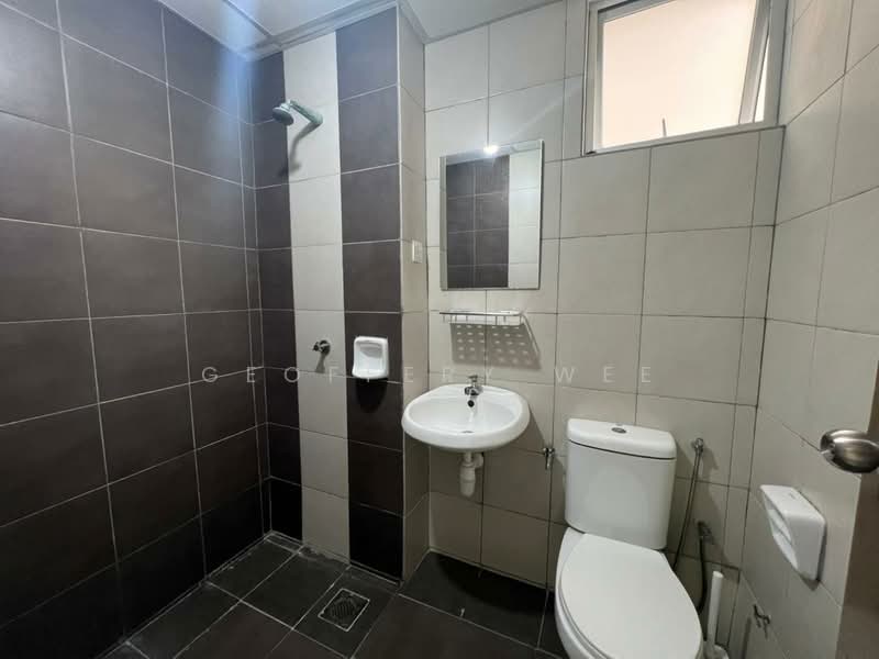 Apartment for Rent at Residensi PR1MA  A’Famosa 2 (Residensi A’Famosa) - Geoffery Wee - Bathroom - PropertyGuru.com.my