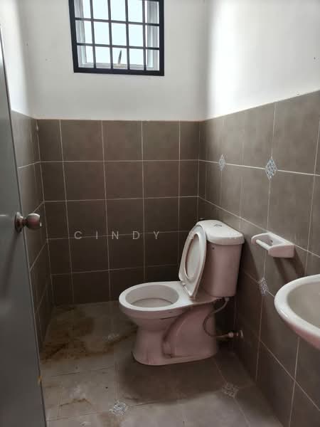 Kedai / Pejabat untuk Disewa di Austin Heights (Tebrau) - Cindy Soh - Bathroom - PropertyGuru.com.my